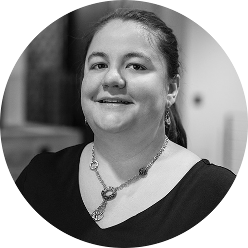 Diana Ceausu headshot