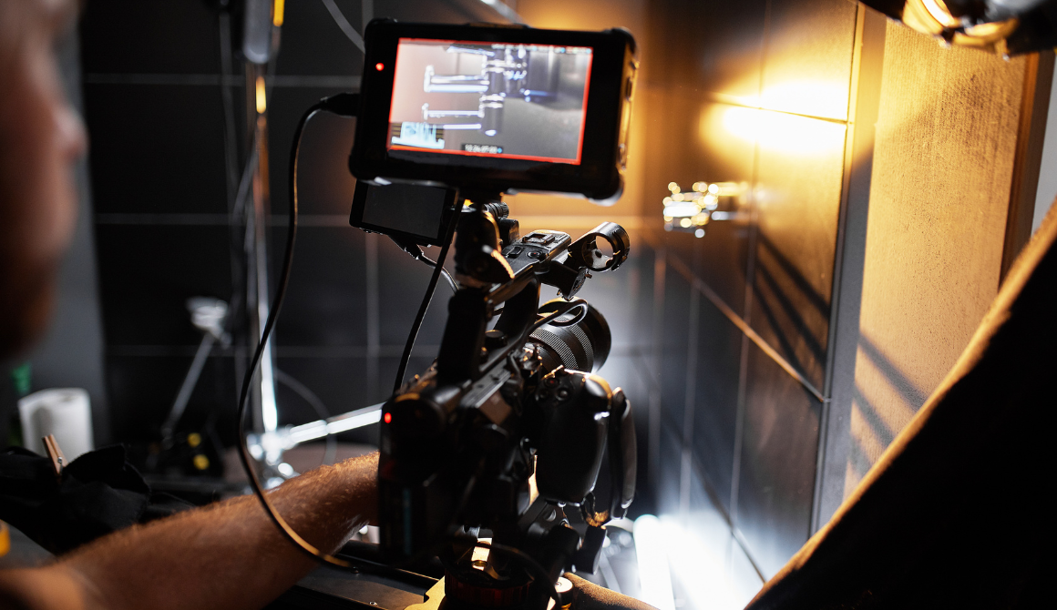 photos of camera and lights